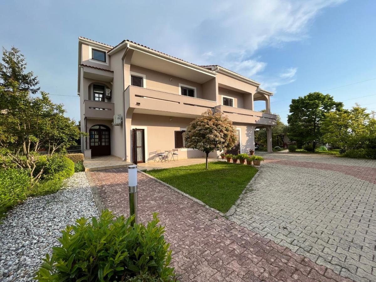זאדאר Apartment Lina מראה חיצוני תמונה